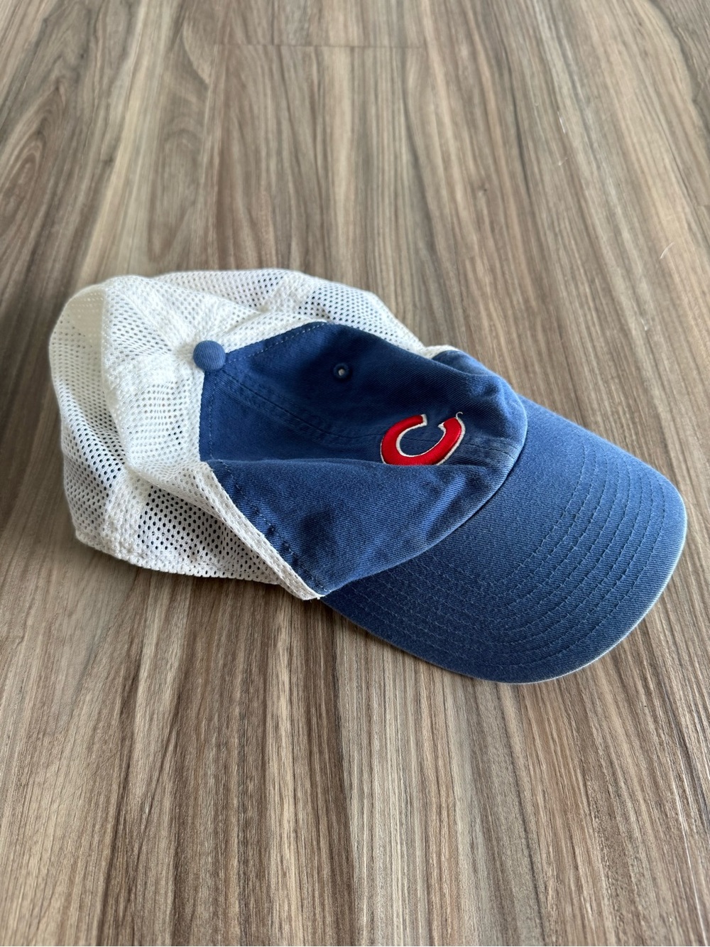 Chicago Cubs Men's Navy Blue and Mesh Fitted Baseball Cap with Red Logo - Size L - Picture 6 of 6